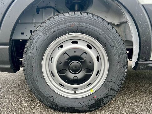 New 2026 Ford Transit 250 Low Roof image 32