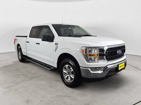 Used 2022 Ford F150 XLT w/ Equipment Group 301A Mid AWD/4WD image 3