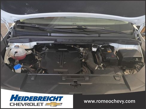 Used 2022 Kia Carnival SX Prestige image 11