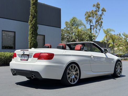 Used 2013 BMW 335i Convertible RWD image 14