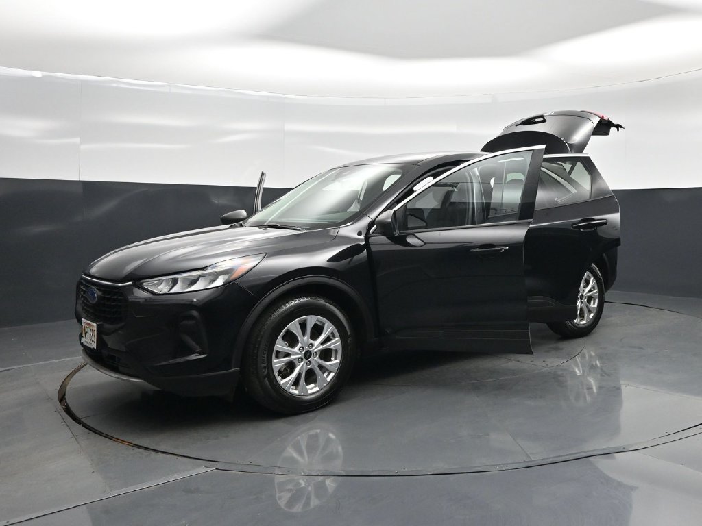 Used 2024 Ford Escape Active FWD image 29