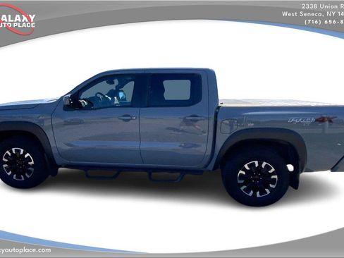 Used 2022 Nissan Frontier PRO-4X AWD/4WD image 8
