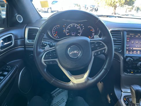 Used 2017 Jeep Grand Cherokee Summit image 9