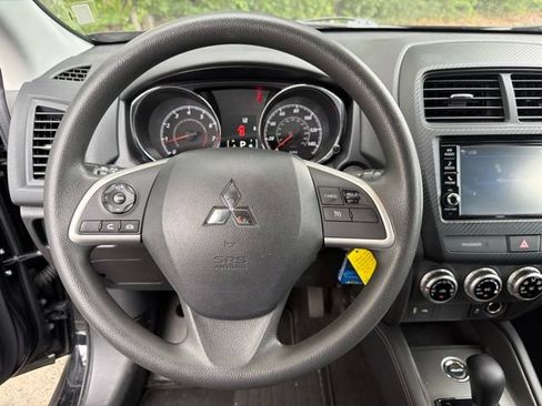 Used 2024 Mitsubishi Outlander Sport ES AWD/4WD image 20