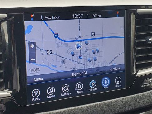 Used 2017 Chrysler Pacifica Touring image 21