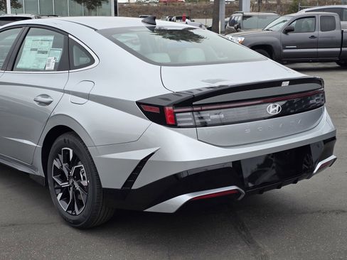New 2025 Hyundai Sonata SEL image 10