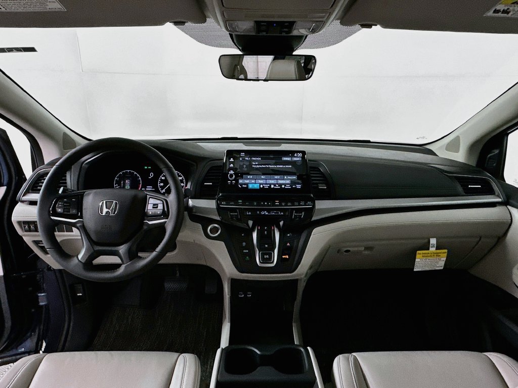 Used 2026 Honda Odyssey EX-L image 3