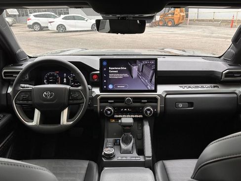 Used 2024 Toyota Tacoma TRD Off-Road w/ TRD Off Road Premium Package AWD/4WD image 25
