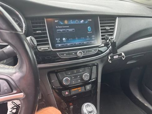 Used 2019 Buick Encore Preferred AWD/4WD image 7