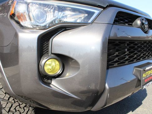 Used 2019 Toyota 4Runner SR5 w/ Wilderness Package RWD image 5