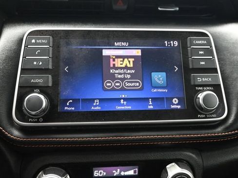 Used 2018 Nissan Kicks SR FWD image 14