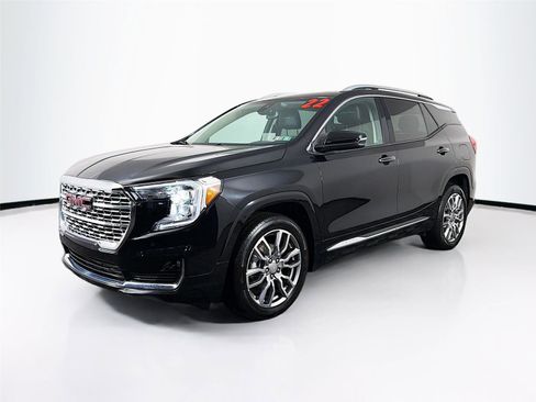 Used 2022 GMC Terrain Denali image 3