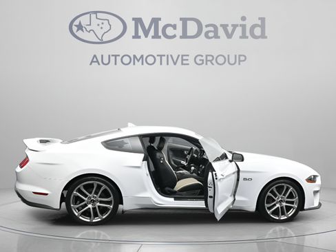 Used 2022 Ford Mustang GT Premium w/ GT Performance Package RWD image 39