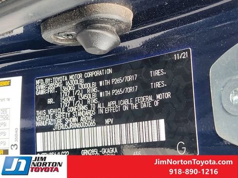 Used 2022 Toyota 4Runner TRD Off-Road Premium image 33