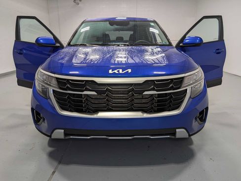 Certified 2024 Kia Seltos LX AWD/4WD image 15
