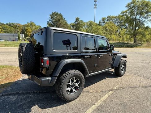 Used 2022 Jeep Wrangler Unlimited Rubicon w/ Cold Weather Group image 5