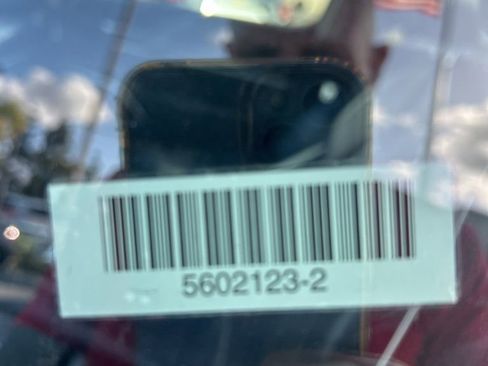 Used 2025 Kia Telluride S AWD/4WD image 2