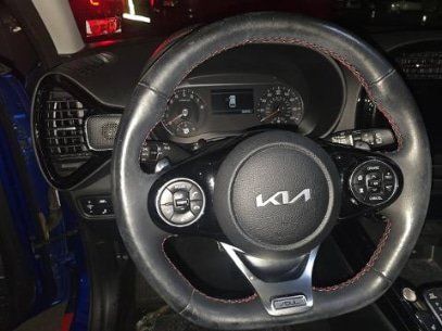 Used 2022 Kia Soul Turbo FWD image 13