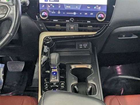 Used 2022 Lexus NX 450h+ AWD image 37