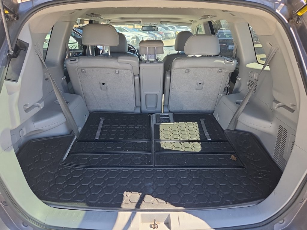 Used 2011 Toyota Highlander Limited AWD/4WD image 12