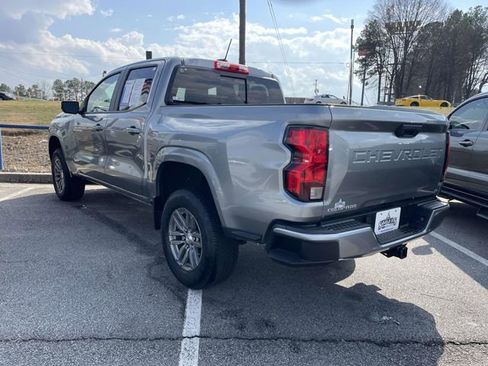 Used 2024 Chevrolet Colorado LT w/ LT Convenience Package image 7