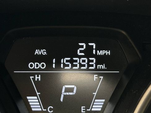 Used 2012 Hyundai Elantra Limited w/ Technology Pkg 5 FWD image 9