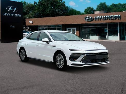 New 2025 Hyundai Sonata SEL FWD image 11