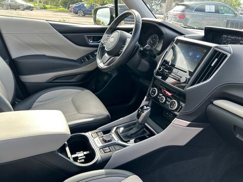 Used 2023 Subaru Forester Limited image 95