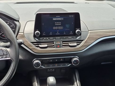 Used 2025 Nissan Altima 2.5 SV AWD/4WD image 19