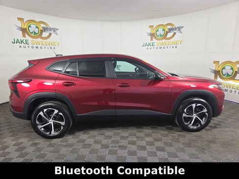 Certified 2024 Chevrolet Trax RS image 10