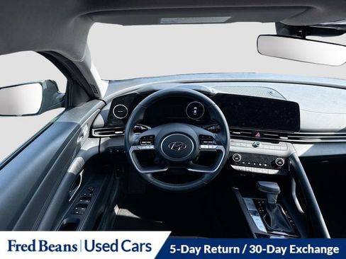 Used 2023 Hyundai Elantra SEL w/ Convenience Package FWD image 24