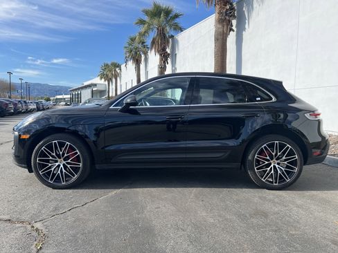 Used 2023 Porsche Macan S image 2