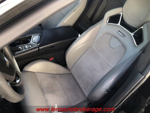 Used 2016 Cadillac CTS V w/ Luxury Package image 12