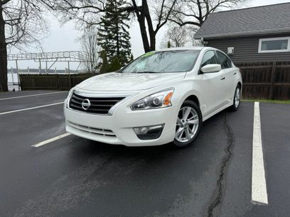 Used 2013 Nissan Altima 2.5 SV