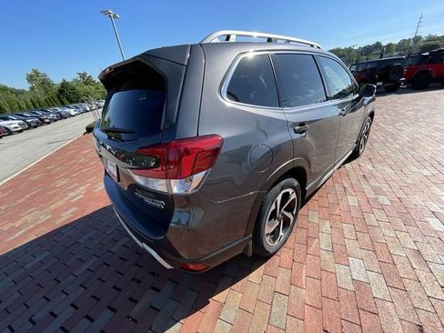 Used 2023 Subaru Forester Touring AWD/4WD image 34