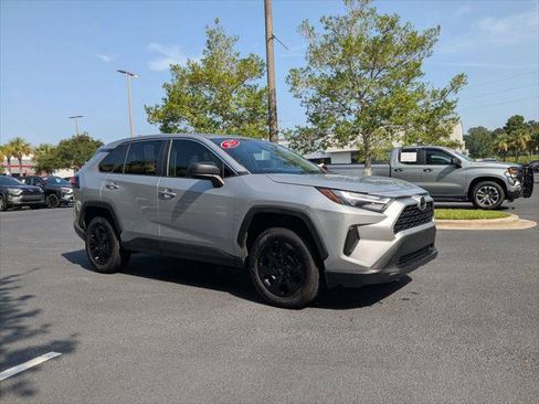 Certified 2023 Toyota RAV4 LE FWD image 6