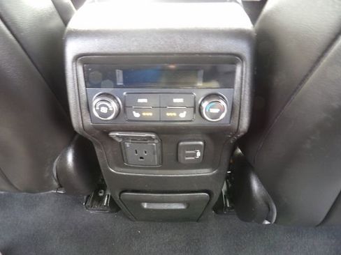 Used 2019 GMC Acadia Denali image 22