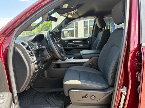 Used 2022 RAM 1500 Big Horn AWD/4WD image 17