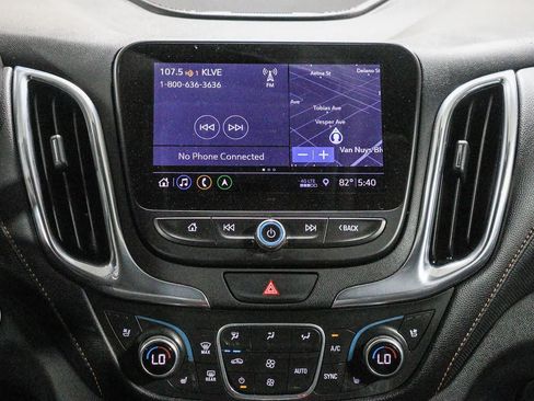 Used 2019 Chevrolet Equinox Premier AWD/4WD image 16