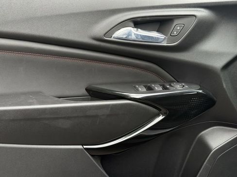 New 2026 Chevrolet Trax RS image 25