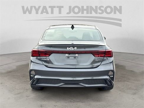 Used 2024 Kia Forte GT-Line w/ GT-Line Premium Package image 4