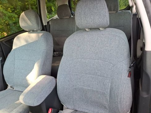 Used 2014 Subaru Forester 2.5i Premium w/ All-Weather Package AWD/4WD image 11