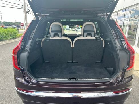 Used 2025 Volvo XC90 B5 Core AWD/4WD image 11
