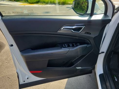 Used 2023 Kia Sportage SX FWD image 16