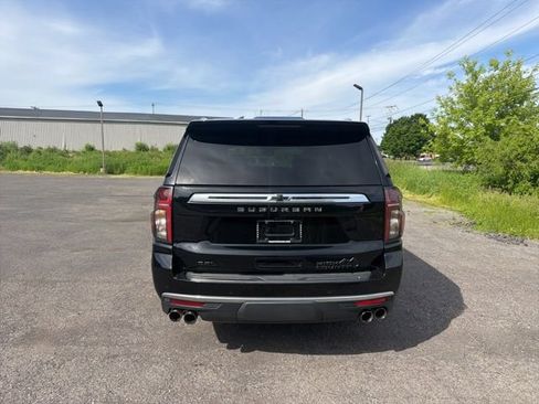 Used 2023 Chevrolet Suburban High Country AWD/4WD image 4
