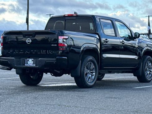 New 2026 Nissan Frontier SV w/ Tow Package AWD/4WD image 5