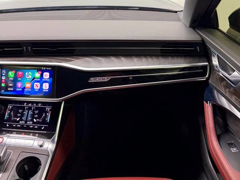 Used 2020 Audi S6 Premium Plus w/ S Sport Package image 40