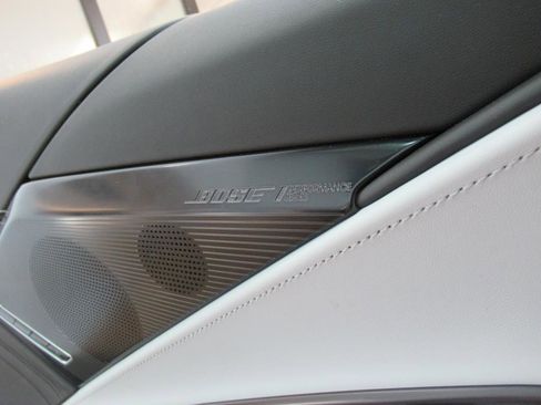 Used 2025 Chevrolet Corvette Z06 image 31