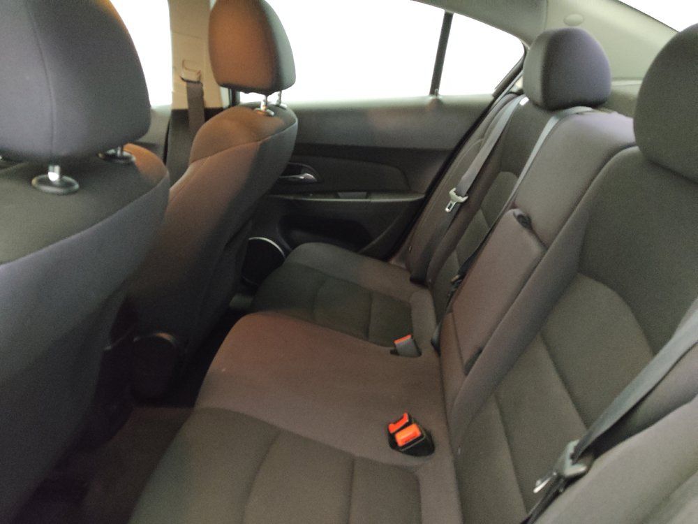 Used 2015 Chevrolet Cruze LT w/ Sun And Sound Package FWD image 18