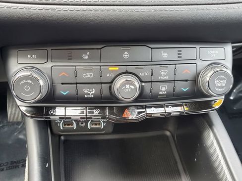 Used 2021 Dodge Durango GT AWD/4WD image 35